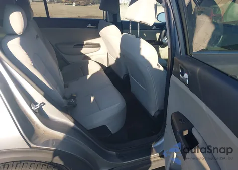 2020 Kia Sportage Lx z USA, uszkodzony, nr VIN KNDPM3AC0L7823374